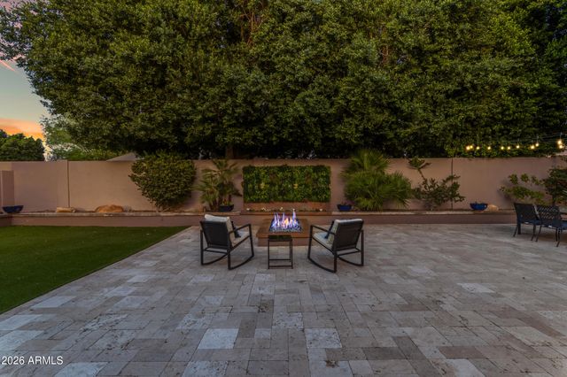 7880 S MICHELE Lane, Tempe, AZ 85284