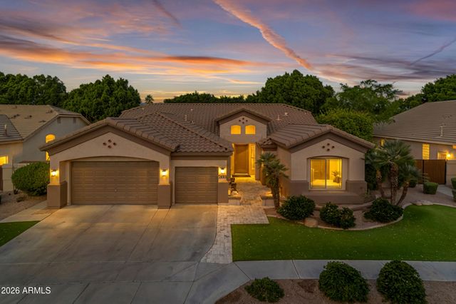 7880 S MICHELE Lane, Tempe, AZ 85284