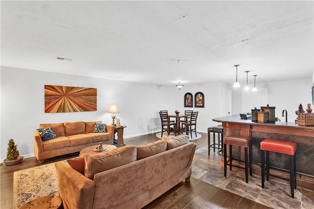 1311 Deerfield Ln, W Leechburg, PA 15656