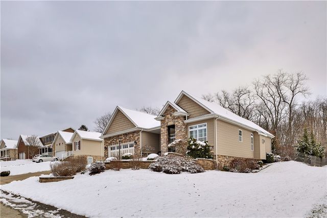 1311 Deerfield Ln, W Leechburg, PA 15656