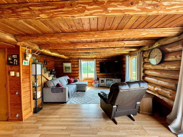 32625 593rd Avenue, Warroad, MN 56763