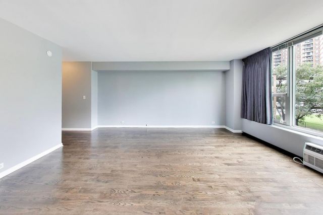 3600 N LAKE SHORE Drive 222, Chicago, IL 60613