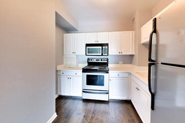3600 N LAKE SHORE Drive 222, Chicago, IL 60613