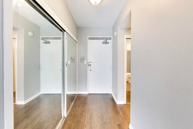 3600 N LAKE SHORE Drive 222, Chicago, IL 60613