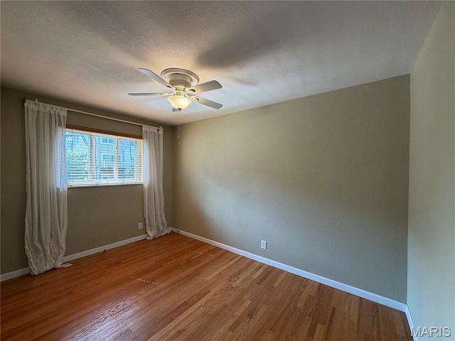 221 Monclay Court 1N, St Louis, MO 63122