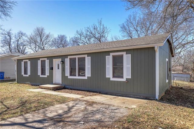 709 N Woodland Street, Olathe, KS 66061