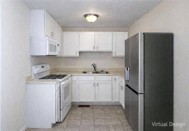 709 N Woodland Street, Olathe, KS 66061