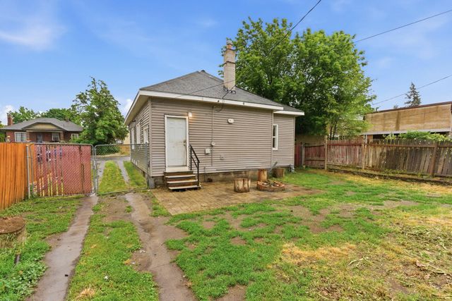 554 E Bridgeport Ave, Spokane, WA 99207