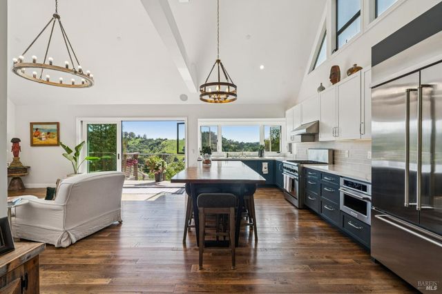 10 Elkhorn Way, San Anselmo, CA 94960