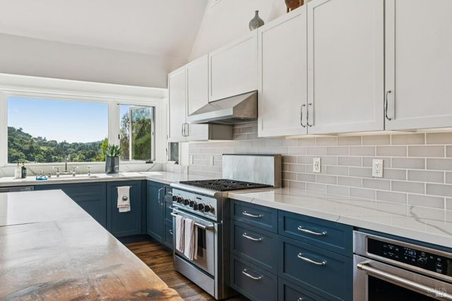 10 Elkhorn Way, San Anselmo, CA 94960