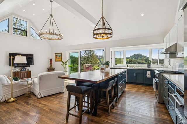 10 Elkhorn Way, San Anselmo, CA 94960