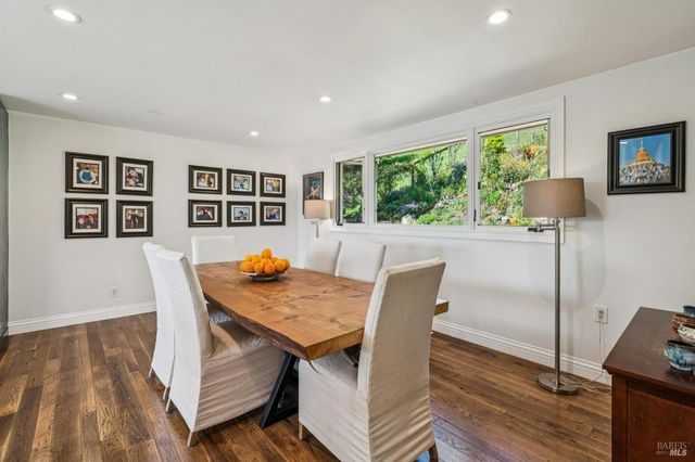 10 Elkhorn Way, San Anselmo, CA 94960