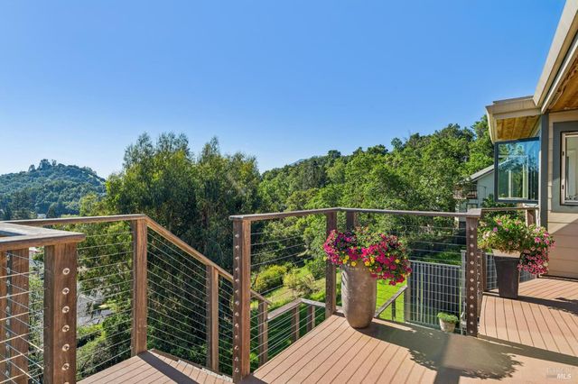 10 Elkhorn Way, San Anselmo, CA 94960
