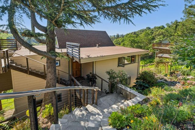 10 Elkhorn Way, San Anselmo, CA 94960