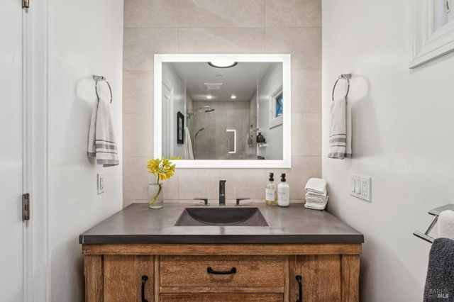 10 Elkhorn Way, San Anselmo, CA 94960