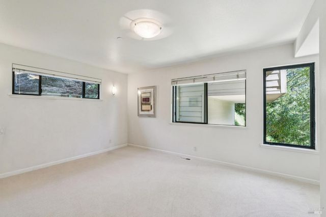 10 Elkhorn Way, San Anselmo, CA 94960