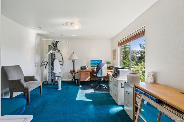 10 Elkhorn Way, San Anselmo, CA 94960