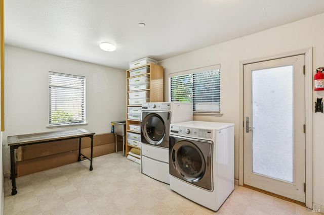 10 Elkhorn Way, San Anselmo, CA 94960