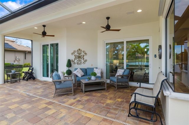 11528 SAVANNAH LAKES DRIVE, Parrish, FL 34219