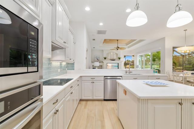 11528 SAVANNAH LAKES DRIVE, Parrish, FL 34219