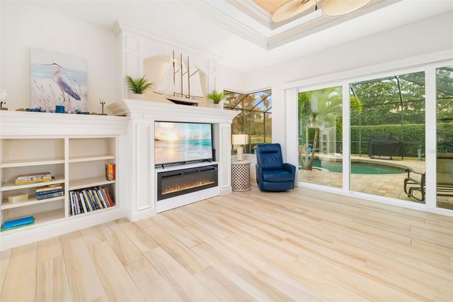 11528 SAVANNAH LAKES DRIVE, Parrish, FL 34219