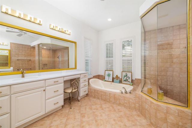 11528 SAVANNAH LAKES DRIVE, Parrish, FL 34219