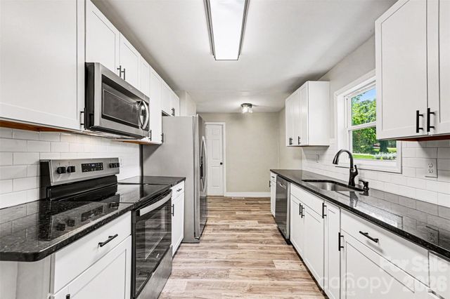 308 Alexander Street, Mooresville, NC 28115