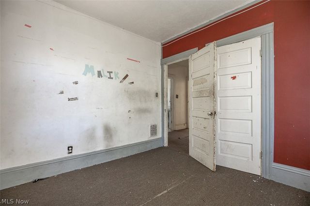 2300 E 86th Street, Cleveland, OH 44106