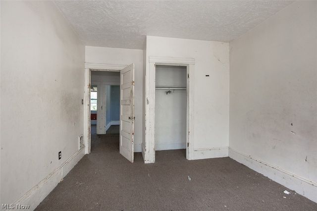 2300 E 86th Street, Cleveland, OH 44106