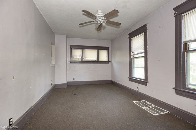 2300 E 86th Street, Cleveland, OH 44106