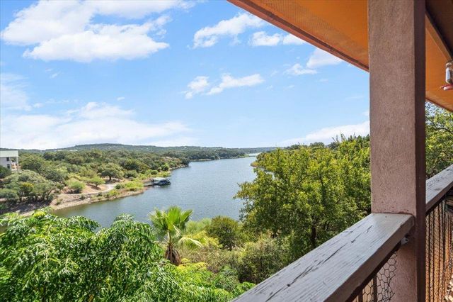3615 Peninsular DR, Marble Falls, TX 78654