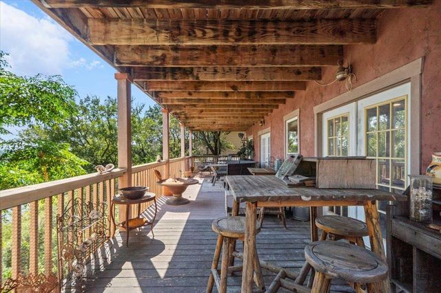 3615 Peninsular DR, Marble Falls, TX 78654