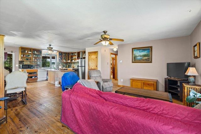 3615 Peninsular DR, Marble Falls, TX 78654
