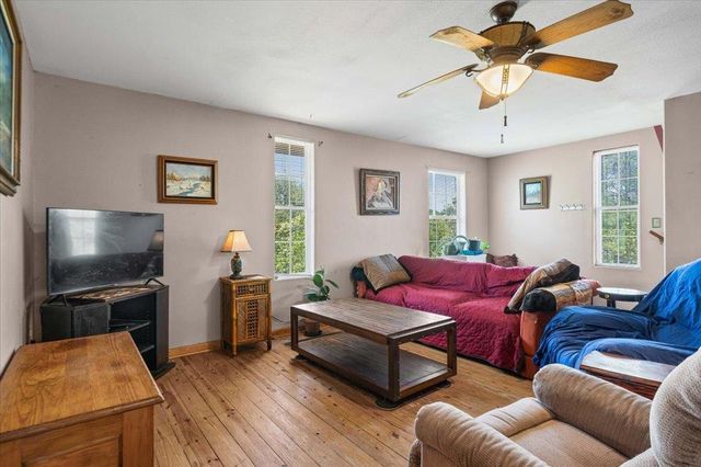 3615 Peninsular DR, Marble Falls, TX 78654