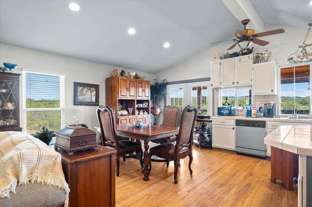 3615 Peninsular DR, Marble Falls, TX 78654