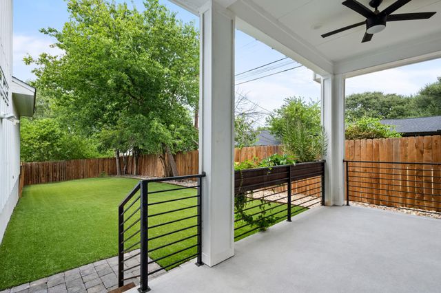 1902 Webberville RD B, Austin, TX 78721