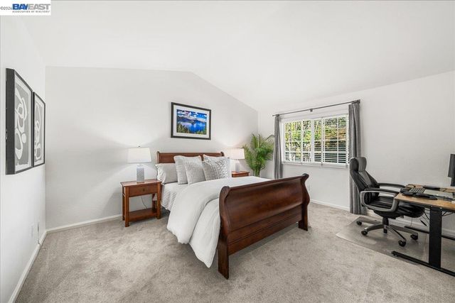 7335 Stonedale Dr, Pleasanton, CA 94588
