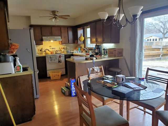 2644 Belmont Blvd, Salina, KS 67401