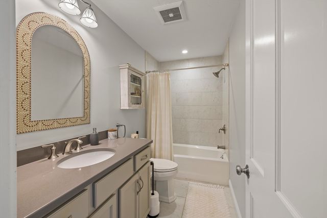 23 Howland St. 4, Plymouth, MA 02360