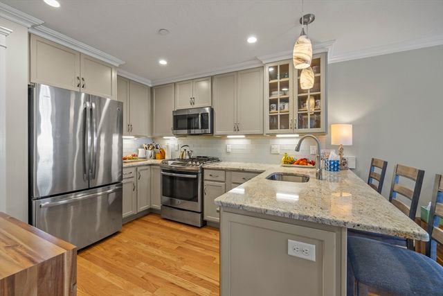 23 Howland St. 4, Plymouth, MA 02360