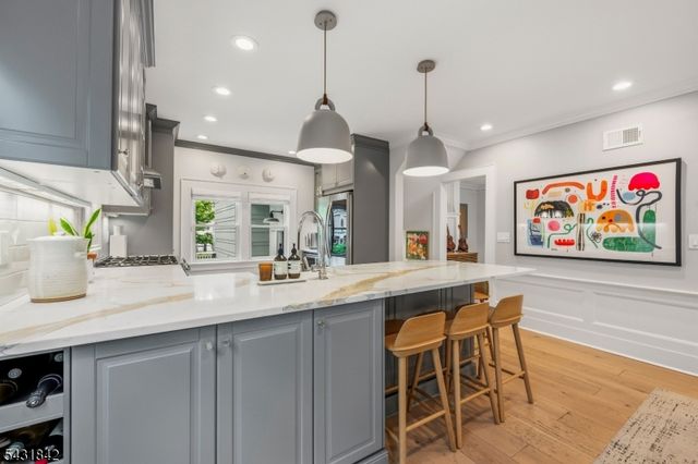 16 Oakview Ave, Maplewood Twp., NJ 07040
