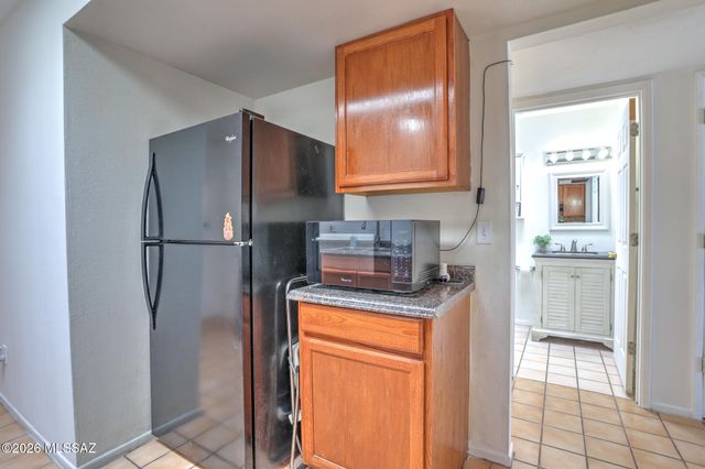5015 E Adams Street, Tucson, AZ 85712