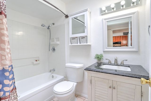 5015 E Adams Street, Tucson, AZ 85712