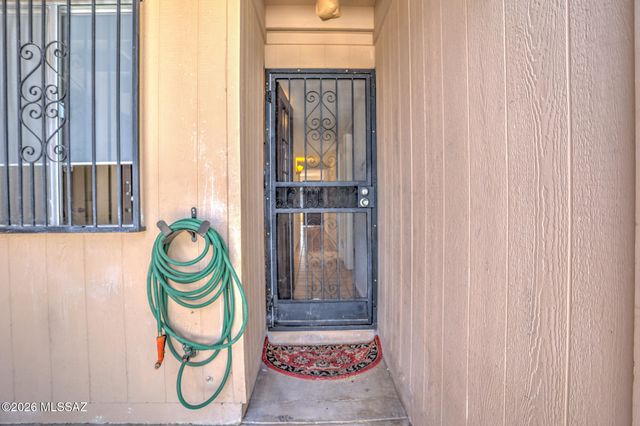 5015 E Adams Street, Tucson, AZ 85712