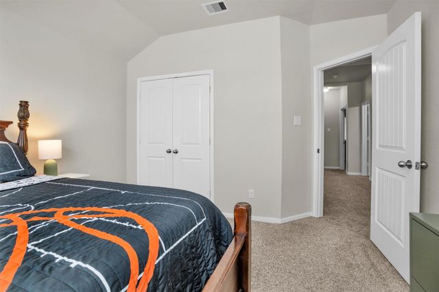 9587 E Woodmark, Conroe, TX 77304