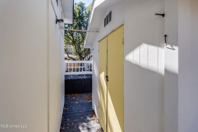 2011 Woodmont Street, Pascagoula, MS 39567