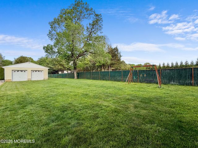 323 Frank Applegate Road, Jackson, NJ 08527