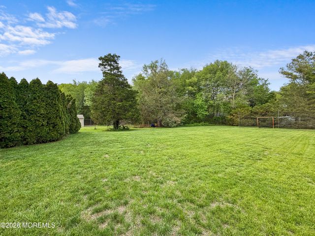 323 Frank Applegate Road, Jackson, NJ 08527