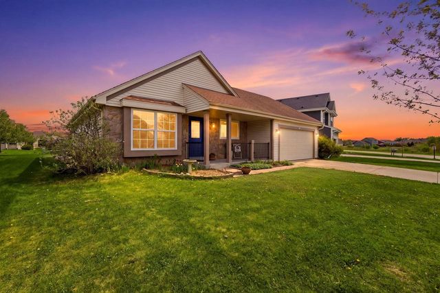 3837 Scenic WAY, Franksville, WI 53126