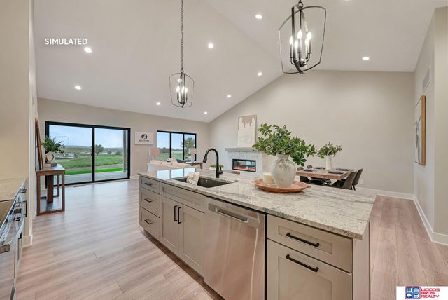 8026 S 43rd Street, Lincoln, NE 68516